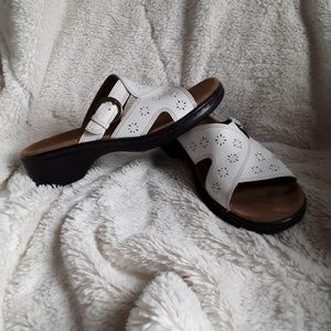 Clark's Daylily white and leather sandal 7.5